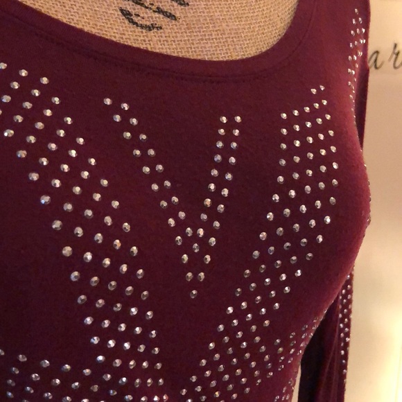 Like NEW glitter and glam shirt - Picture 2 of 3